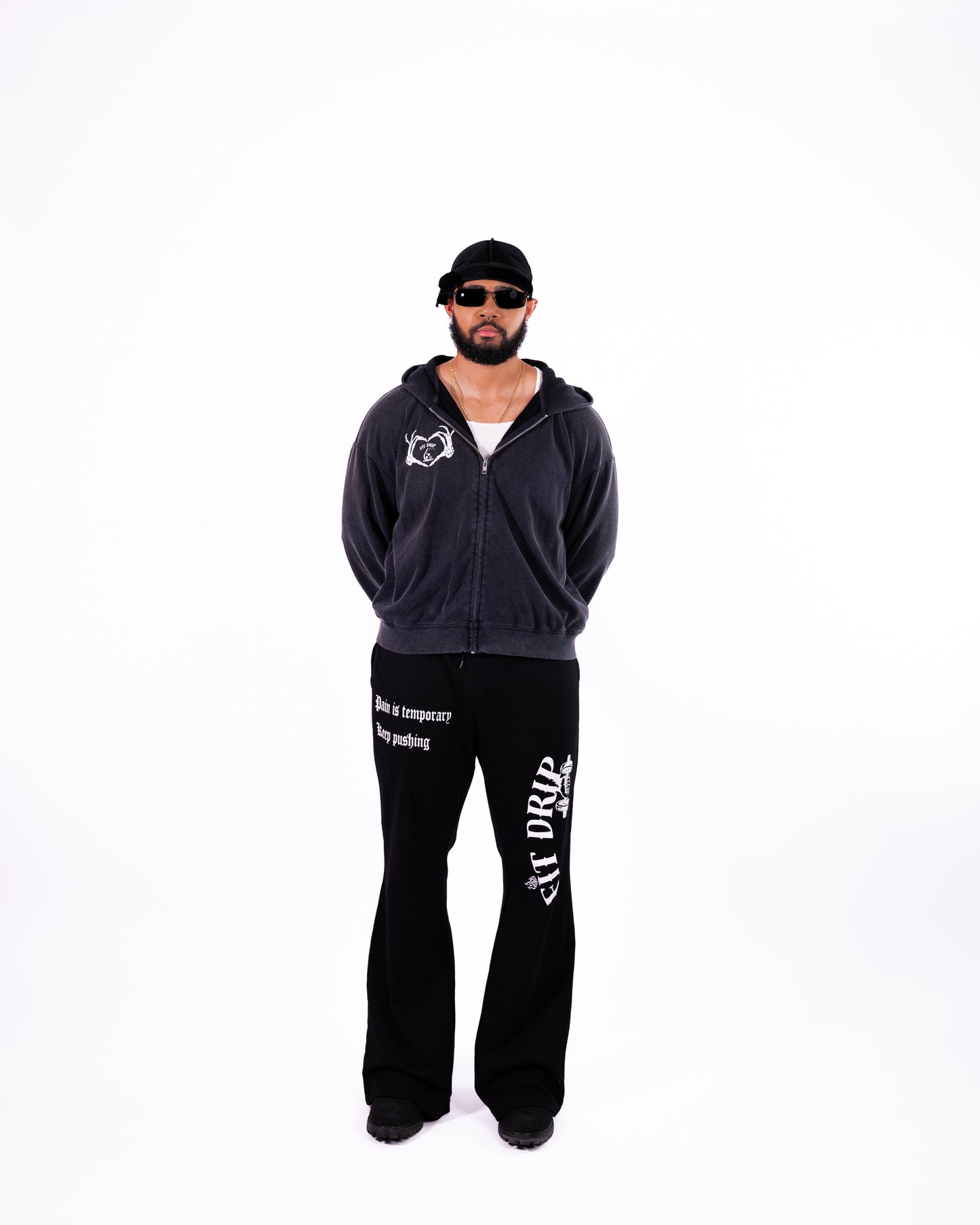 BAGGY SWEATS
